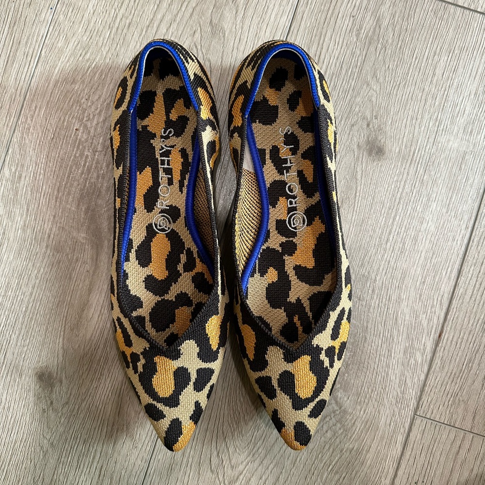Rothy’s points in Big Cat size 10.5